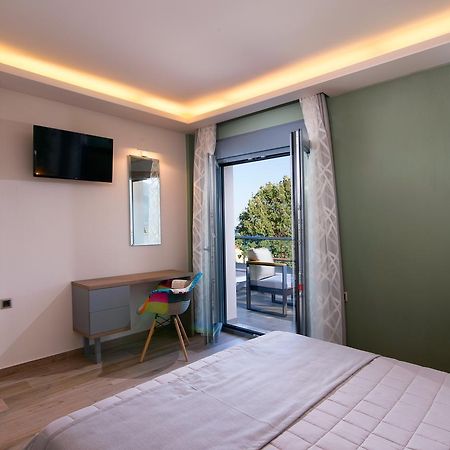 Semiramis Luxury Suites Chrysi Ammoudia ภายนอก รูปภาพ