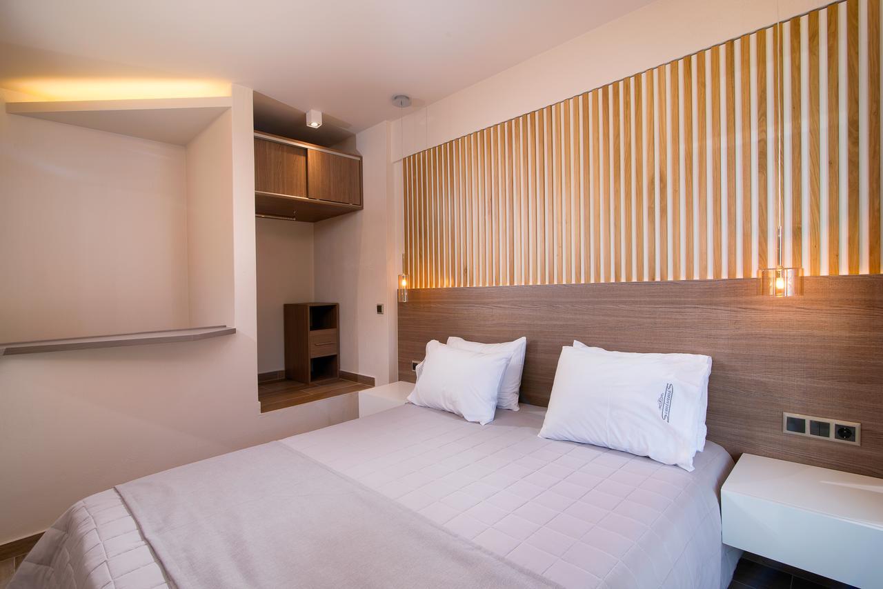 Semiramis Luxury Suites Chrysi Ammoudia ภายนอก รูปภาพ