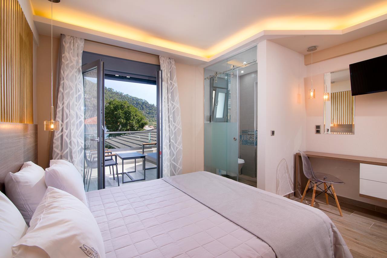 Semiramis Luxury Suites Chrysi Ammoudia ภายนอก รูปภาพ
