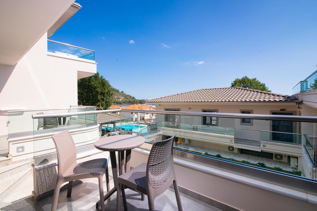 Semiramis Luxury Suites Chrysi Ammoudia ภายนอก รูปภาพ